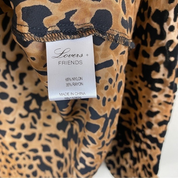 Lovers + Friends Daydream Leopard Print Top Size Small - Picture 7 of 7